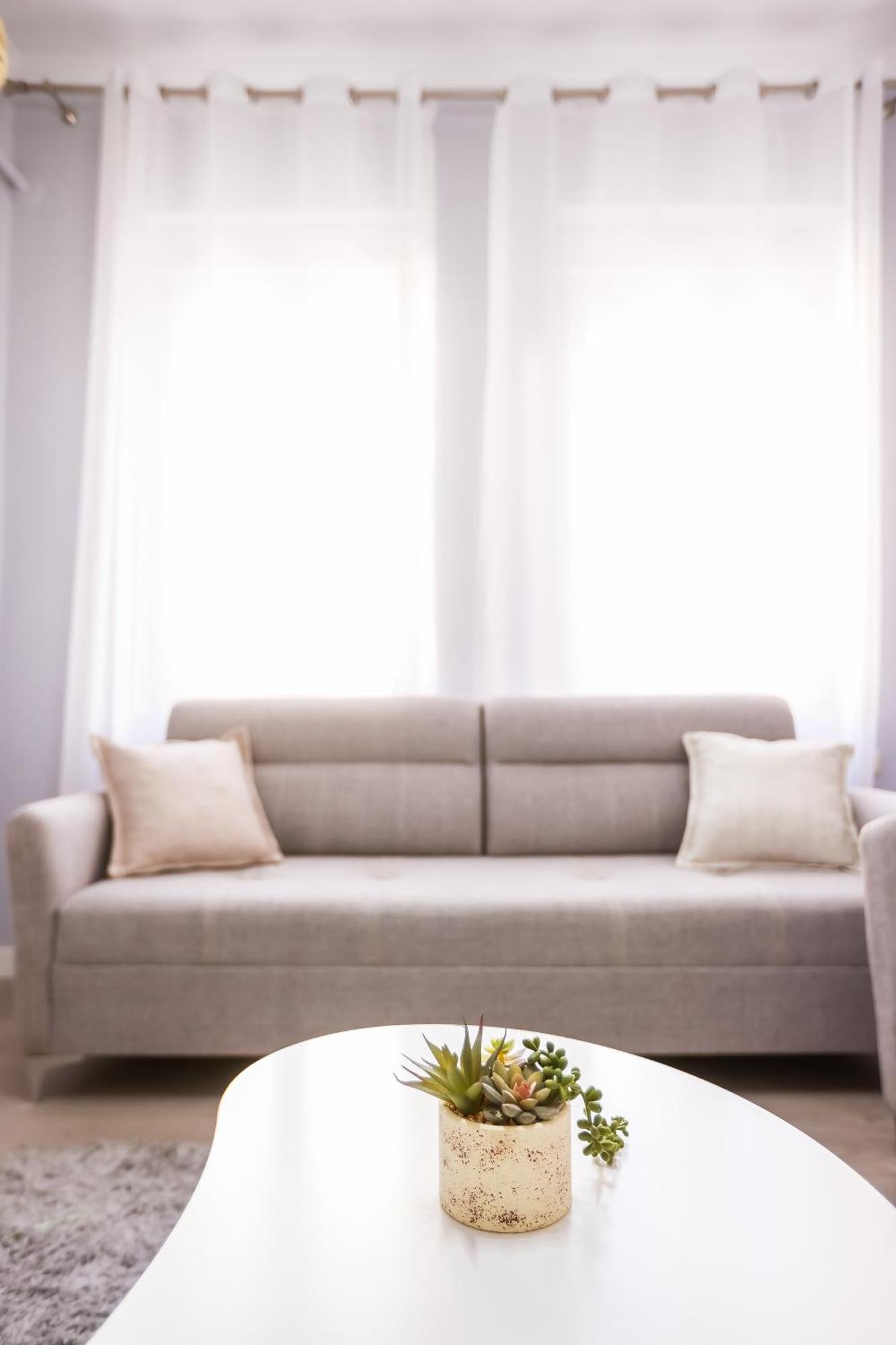 Viewpoint Central Apartment Tirana Bagian luar foto